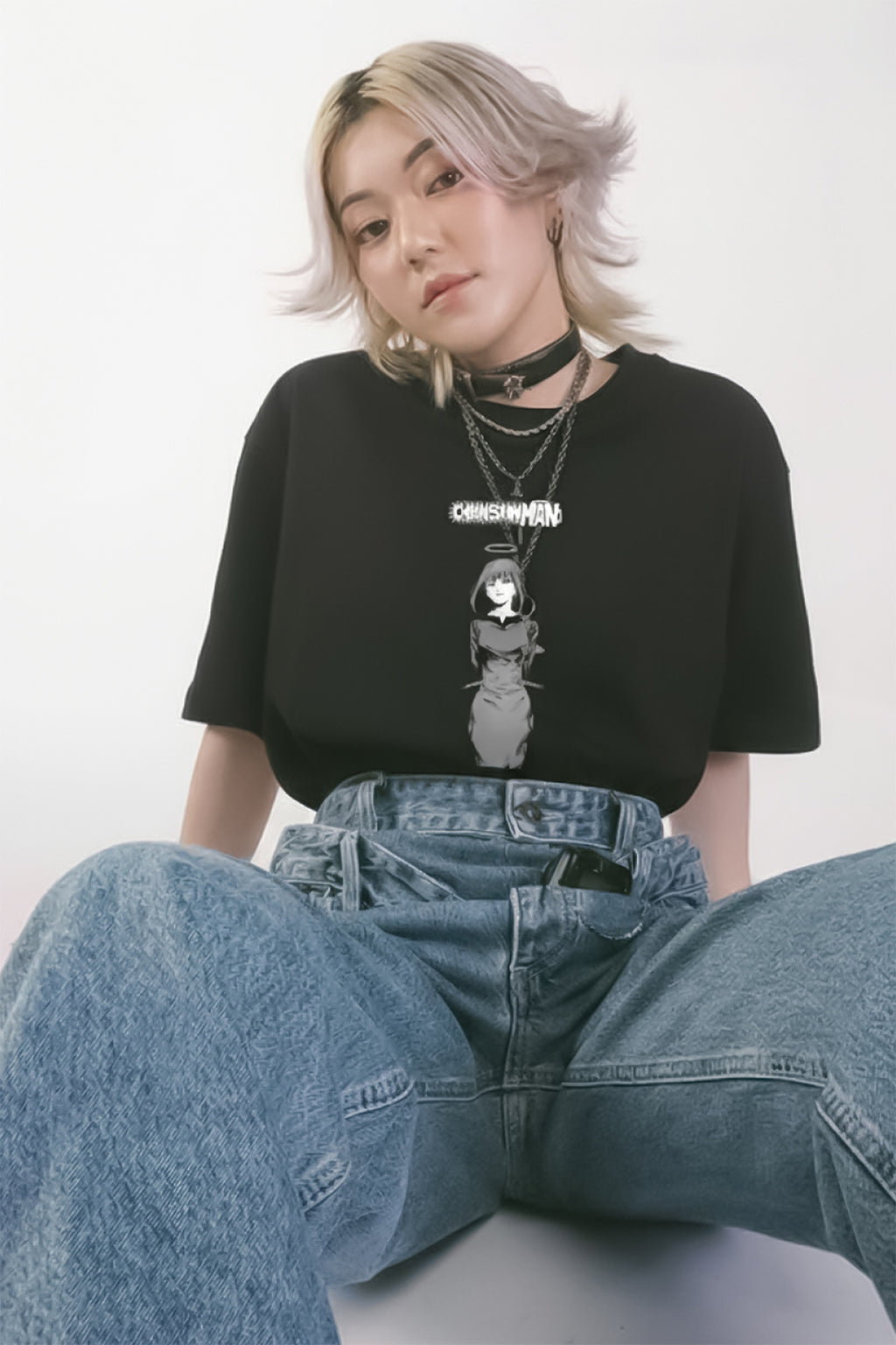 Camisetas Oversize Negra Makima de Mujer