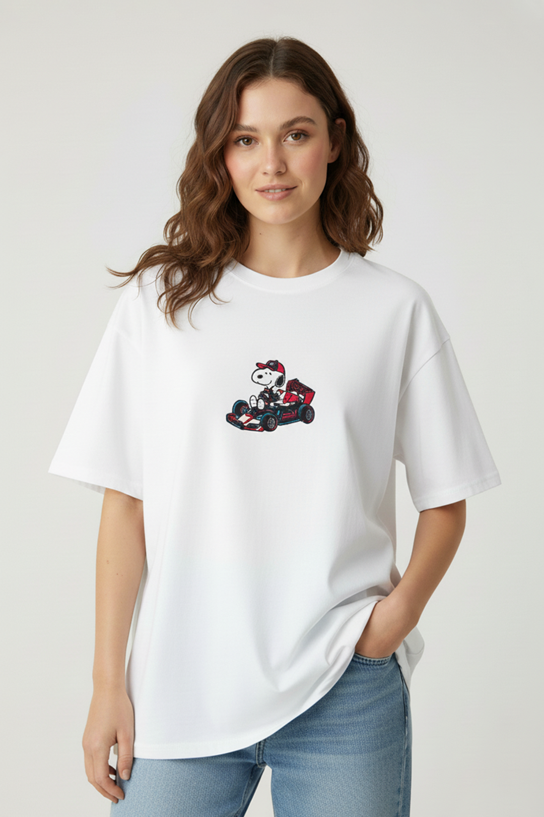 Camisetas Oversize Blanca F1 de Streetwear | Mujer