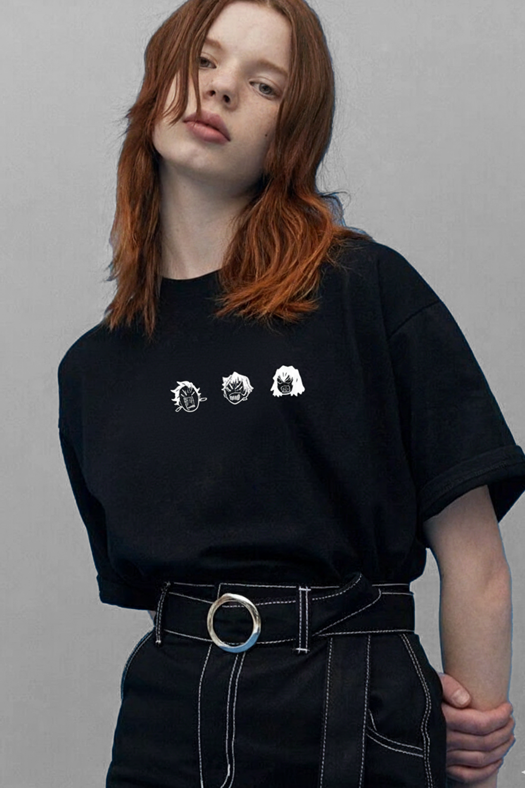 Camisetas Manga corta Negra de Kimetsu No Yaiba | Mujer